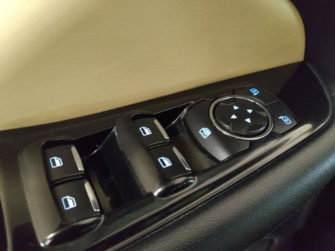 Used 2017 Ford Edge SEL w/ Equipment Group 201A FWD image 27