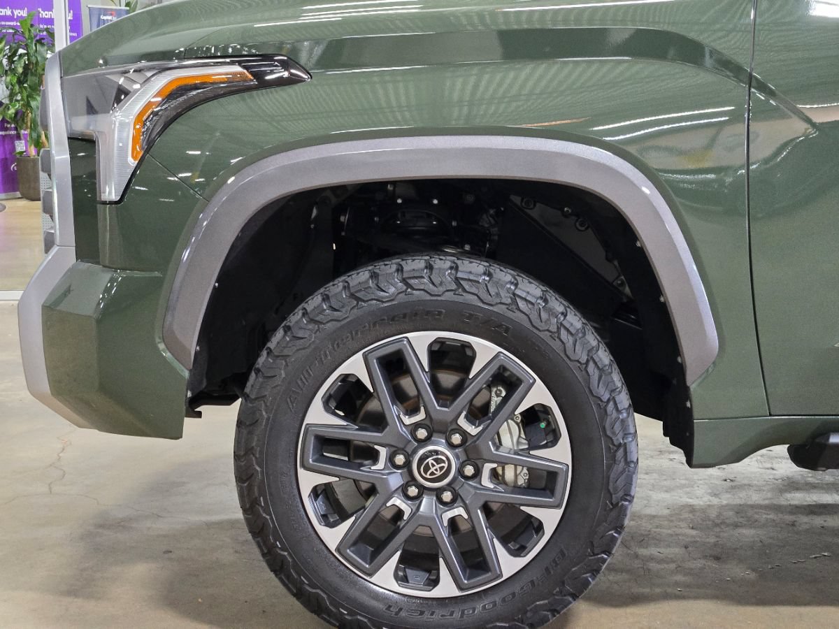 Used 2022 Toyota Tundra Limited RWD image 5