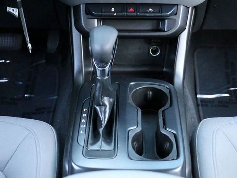 Used 2022 Chevrolet Colorado W/T w/ Custom Special Edition image 26