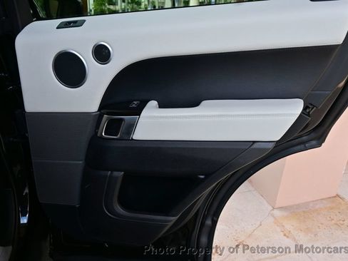 Used 2016 Land Rover Range Rover Sport HSE AWD/4WD image 44