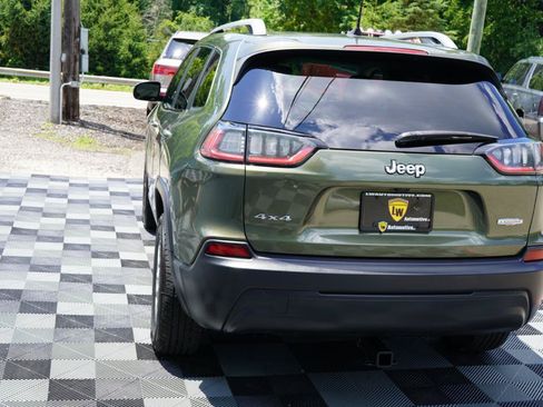 Used 2019 Jeep Cherokee Latitude w/ Popular Appearance Group AWD/4WD image 21