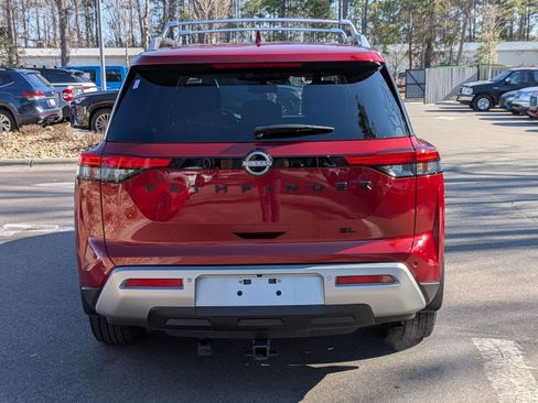 Used 2022 Nissan Pathfinder SL w/ SL Black Package image 7