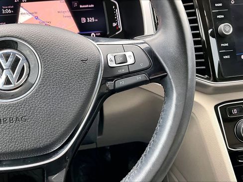 Used 2019 Volkswagen Atlas SEL image 24