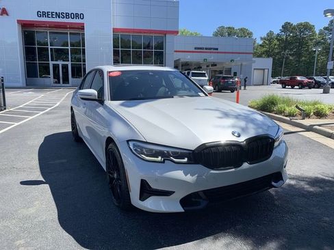 Used 2022 BMW 330i xDrive Sedan w/ Driving Assistance Package AWD/4WD image 2