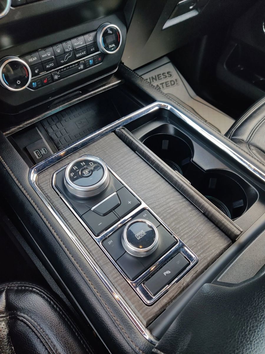 Used 2021 Ford Expedition Limited AWD/4WD image 21