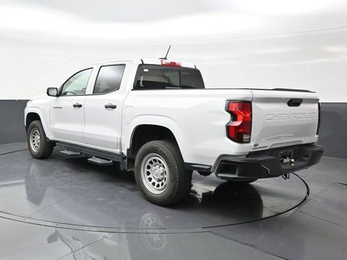 Used 2024 Chevrolet Colorado W/T w/ WT Convenience Package RWD image 3