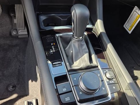 New 2026 MAZDA MAZDA3 2.5 Turbo Sedan w/Premium Plus image 26