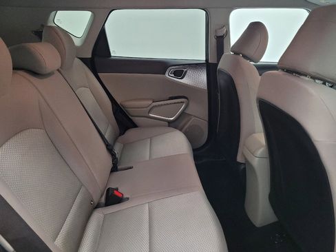 Used 2023 Kia Soul LX FWD image 19