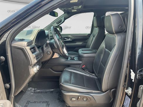 Used 2021 GMC Yukon SLT w/ Rear Media and Nav Package AWD/4WD image 11