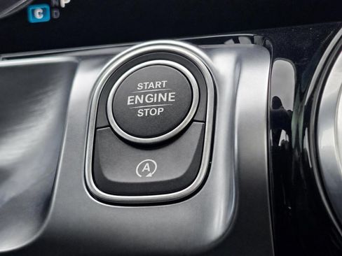 New 2026 Mercedes-Benz GLB 250 4MATIC image 41