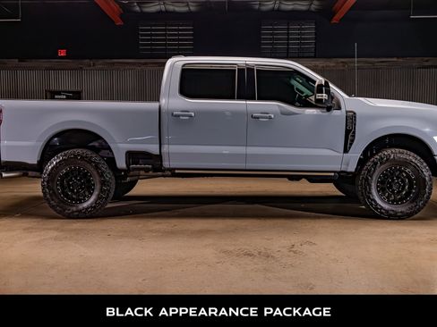 Used 2024 Ford F250 Lariat w/ Lariat Ultimate Package AWD/4WD image 10