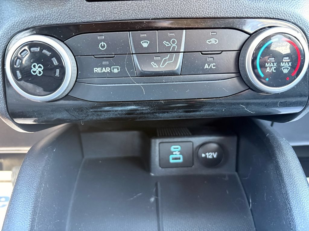 Used 2022 Ford Escape SE AWD/4WD image 19