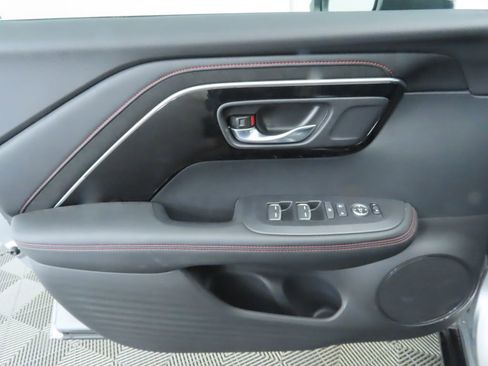 Certified 2025 Acura ADX A-Spec image 24