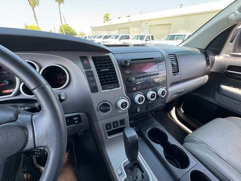 Used 2012 Toyota Sequoia SR5 AWD/4WD image 29