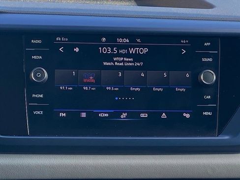 Certified 2023 Volkswagen Taos SE w/ Black Wheel Package image 9