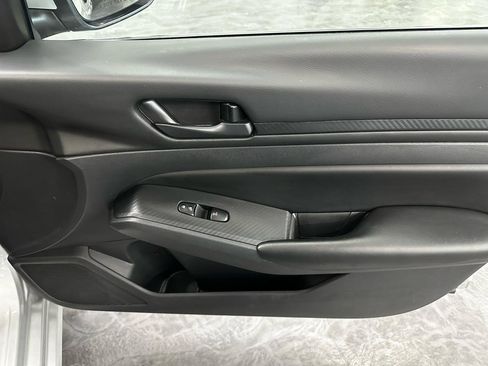 Used 2023 Nissan Altima 2.5 S image 15