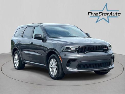 Used 2025 Dodge Durango GT RWD image 1