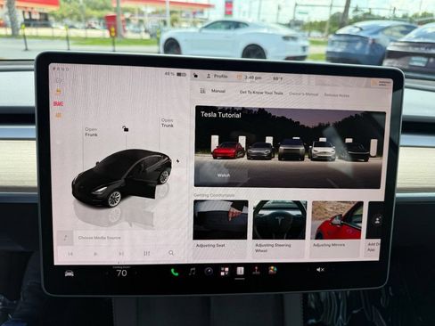 Used 2023 Tesla Model 3 Standard Range RWD image 12