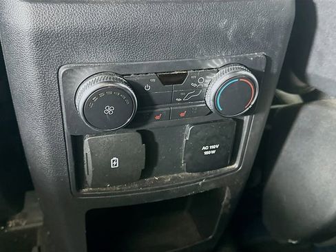 Used 2020 Ford Explorer Platinum w/ Premium Technology Package image 27