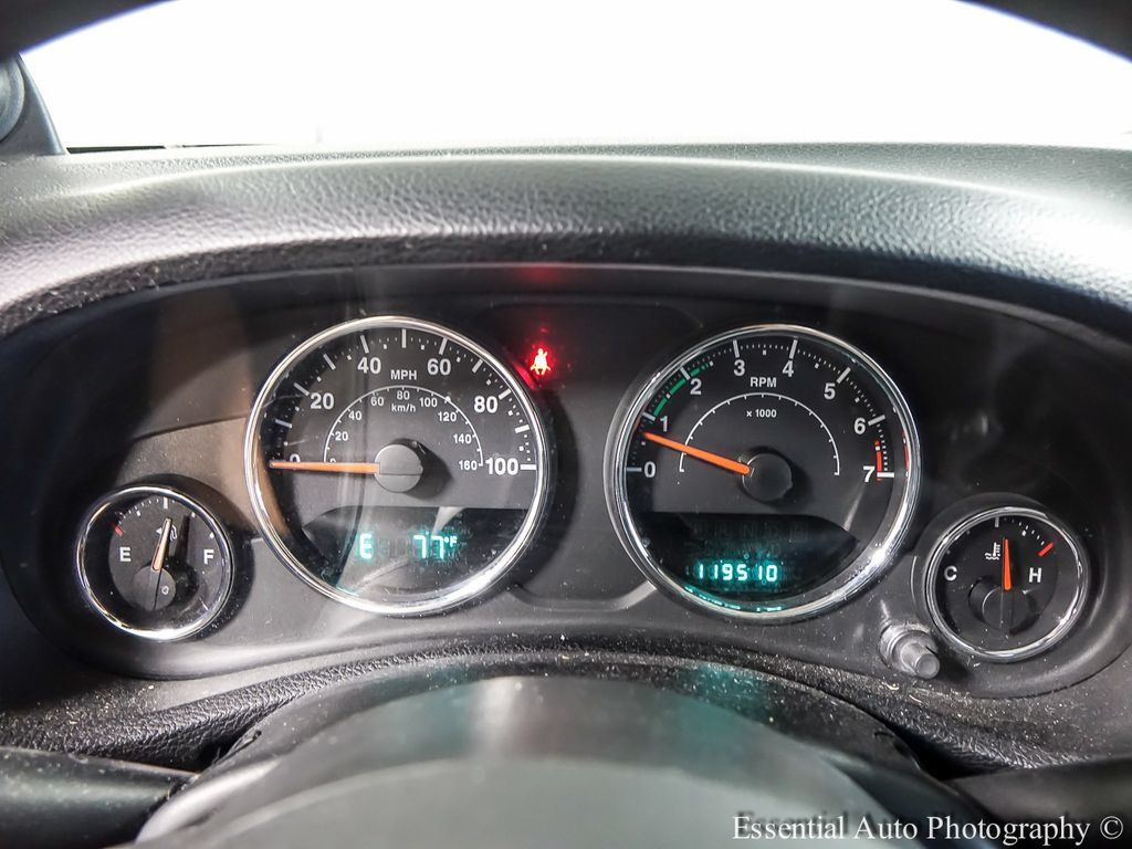Used 2013 Jeep Wrangler Unlimited Sport AWD/4WD image 13