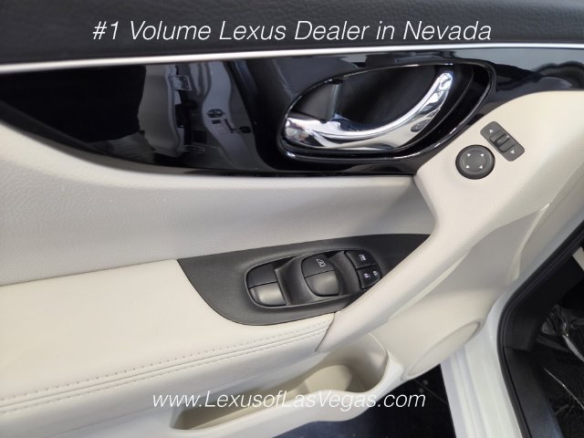 Used 2019 Nissan Rogue Sport SL w/ Premium Package AWD/4WD image 30