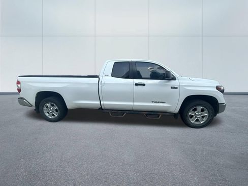 Used 2020 Toyota Tundra SR5 w/ SR5 Upgrade Package AWD/4WD image 10