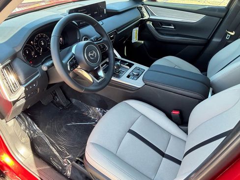 New 2026 MAZDA CX-90 Plug-In Hybrid w/ Preferred image 10