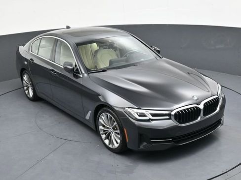 Used 2021 BMW 530i w/ Premium Package image 20