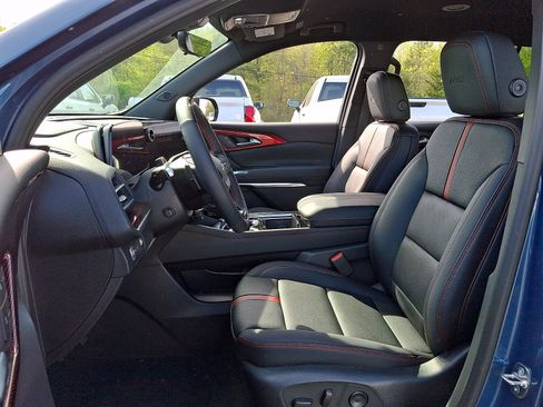 New 2026 Chevrolet Traverse RS FWD image 11