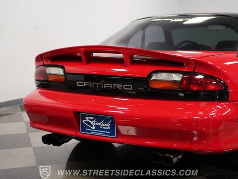 Used 2001 Chevrolet Camaro Z28 RWD image 27