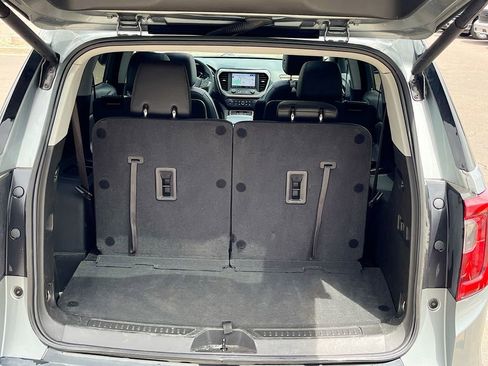 Used 2023 GMC Acadia AT4 w/ LPO, Floor Liner Package AWD/4WD image 27