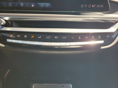 Certified 2024 Cadillac Lyriq Tech AWD/4WD image 21