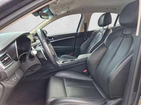 Used 2026 Genesis G70 2.5T RWD image 15