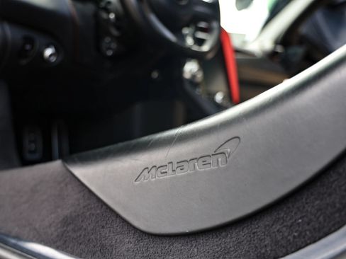 Used 2020 McLaren 720S Spider RWD image 35