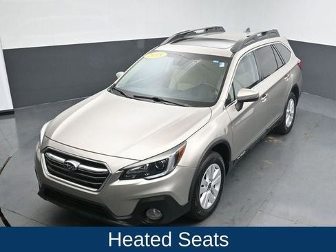 Used 2018 Subaru Outback 2.5i Premium image 21