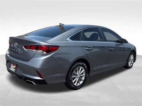 Used 2018 Hyundai Sonata SE FWD image 5