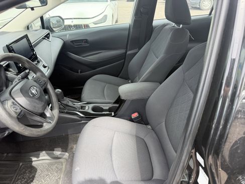 Used 2022 Toyota Corolla LE FWD image 9