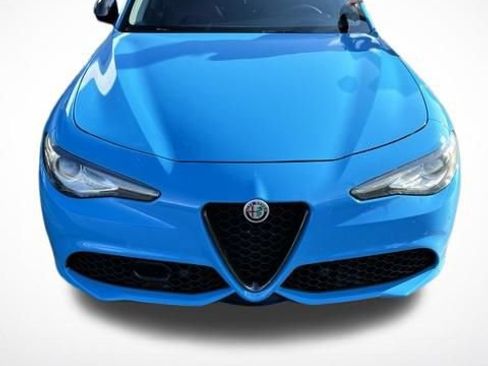 Used 2018 Alfa Romeo Giulia Ti Sport w/ Quick Order Package 22S Sport AWD/4WD image 1