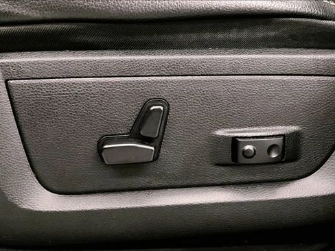 Used 2024 RAM 2500 Laramie AWD/4WD image 31