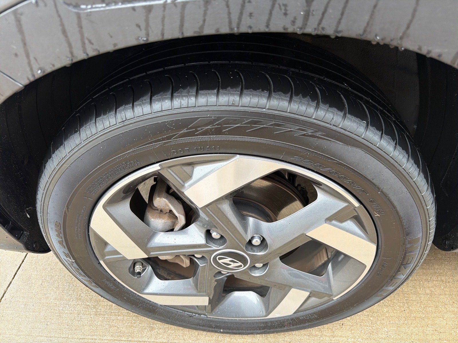 Used 2025 Hyundai Venue SEL FWD image 10