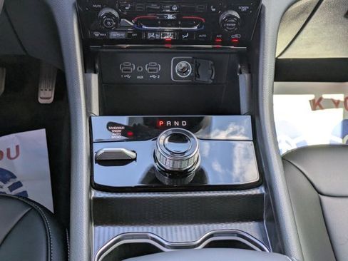 New 2025 Jeep Grand Cherokee L Limited w/ Black Appearance Package image 17