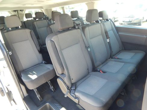 Used 2022 Ford Transit 350 XLT RWD image 3