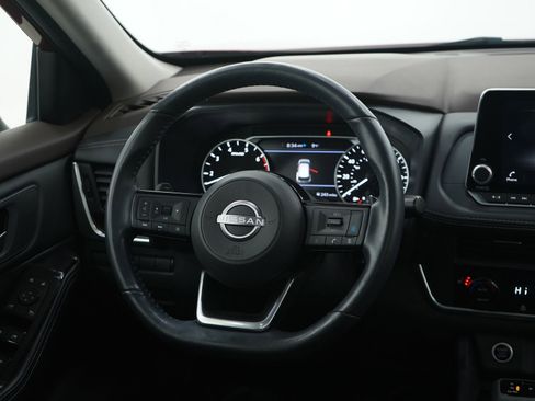 Used 2023 Nissan Rogue SV w/ SV Premium B Package image 14