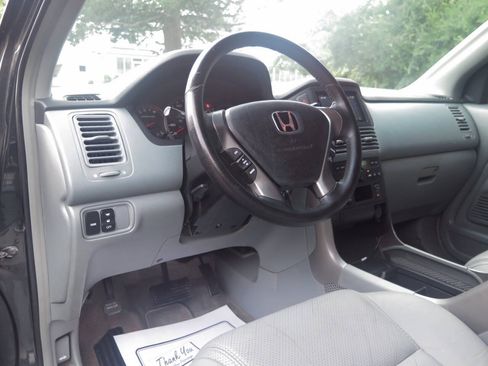 Used 2004 Honda Pilot EX image 11