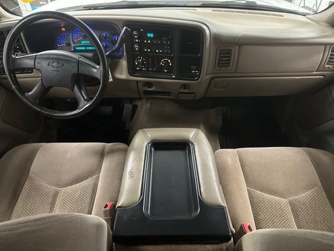 Used 2003 Chevrolet Silverado 1500 LS w/ Off-Road Package AWD/4WD image 3