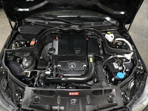 Used 2012 Mercedes-Benz C 250 Sedan image 15