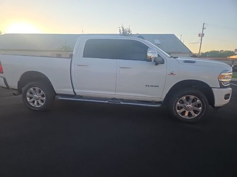 Used 2023 RAM 2500 Laramie AWD/4WD image 14