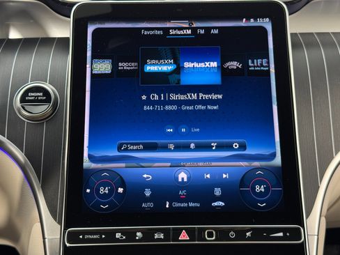 Used 2025 Mercedes-Benz GLC 350e 4MATIC image 31