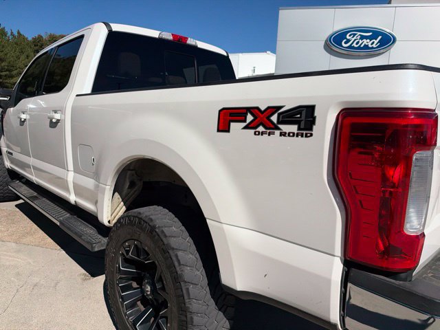 Used 2019 Ford F250 Lariat w/ FX4 Off-Road Package AWD/4WD image 28