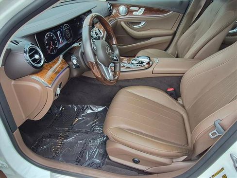 Used 2020 Mercedes-Benz E 350 4MATIC Sedan image 17
